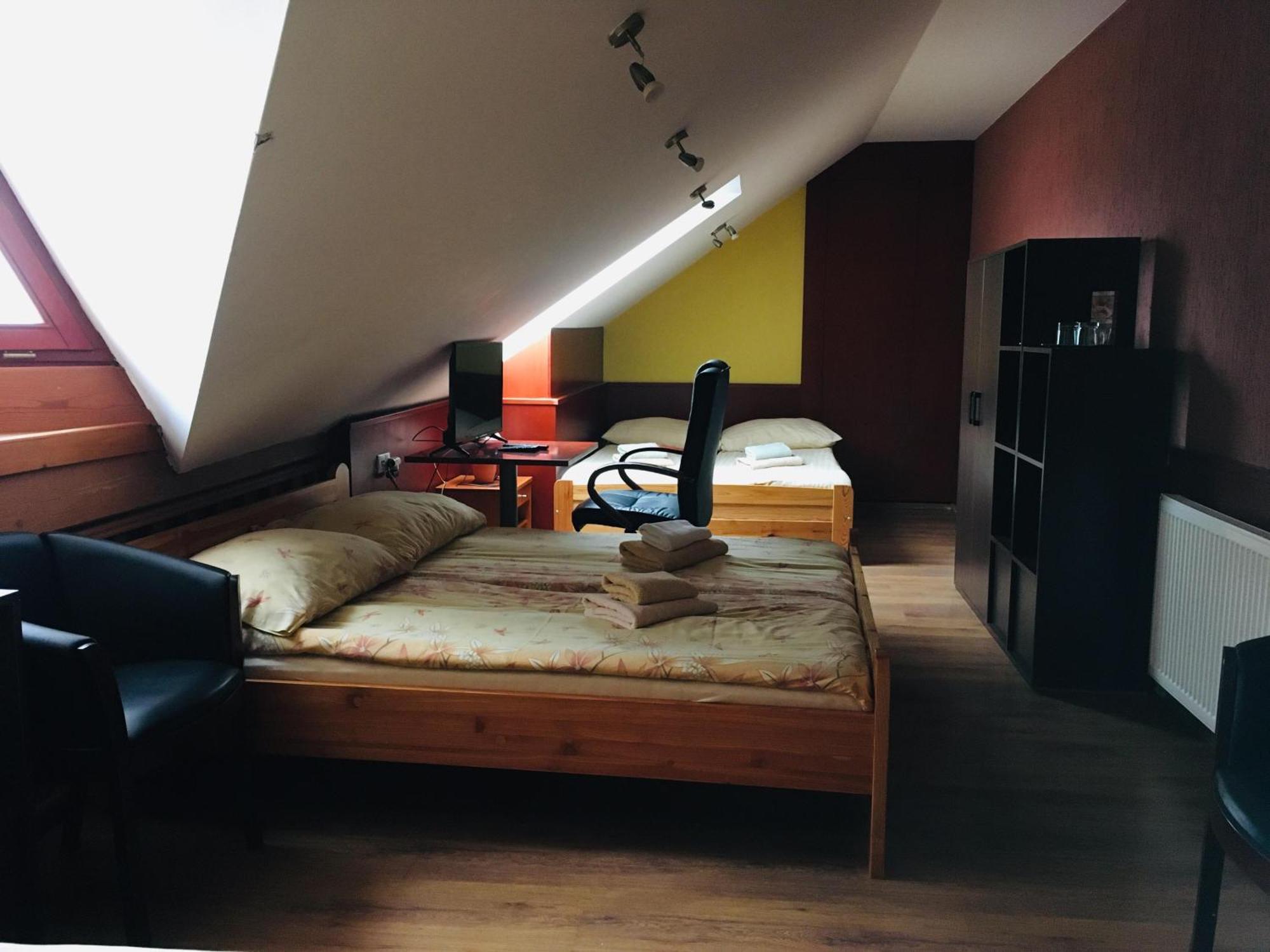 Penzión BEBEK Filakovo Quarto foto